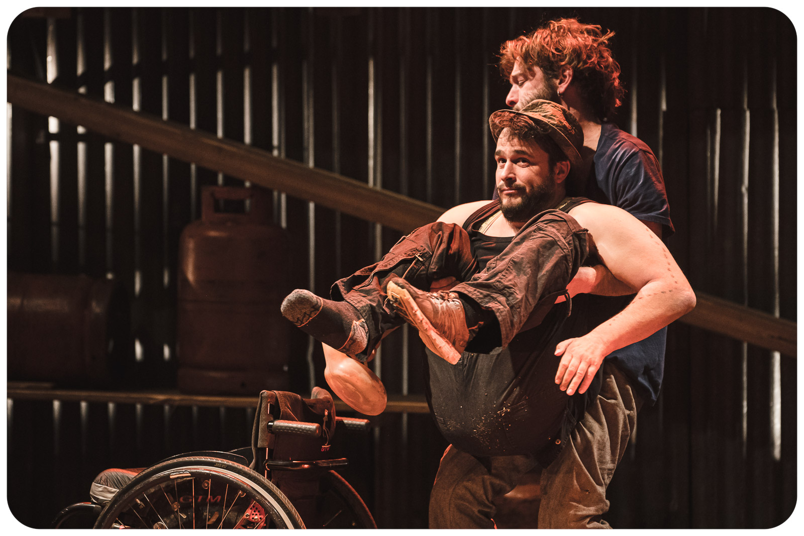 EXTREMITÉS (CIE CIRQUE INEXTREMISTE)