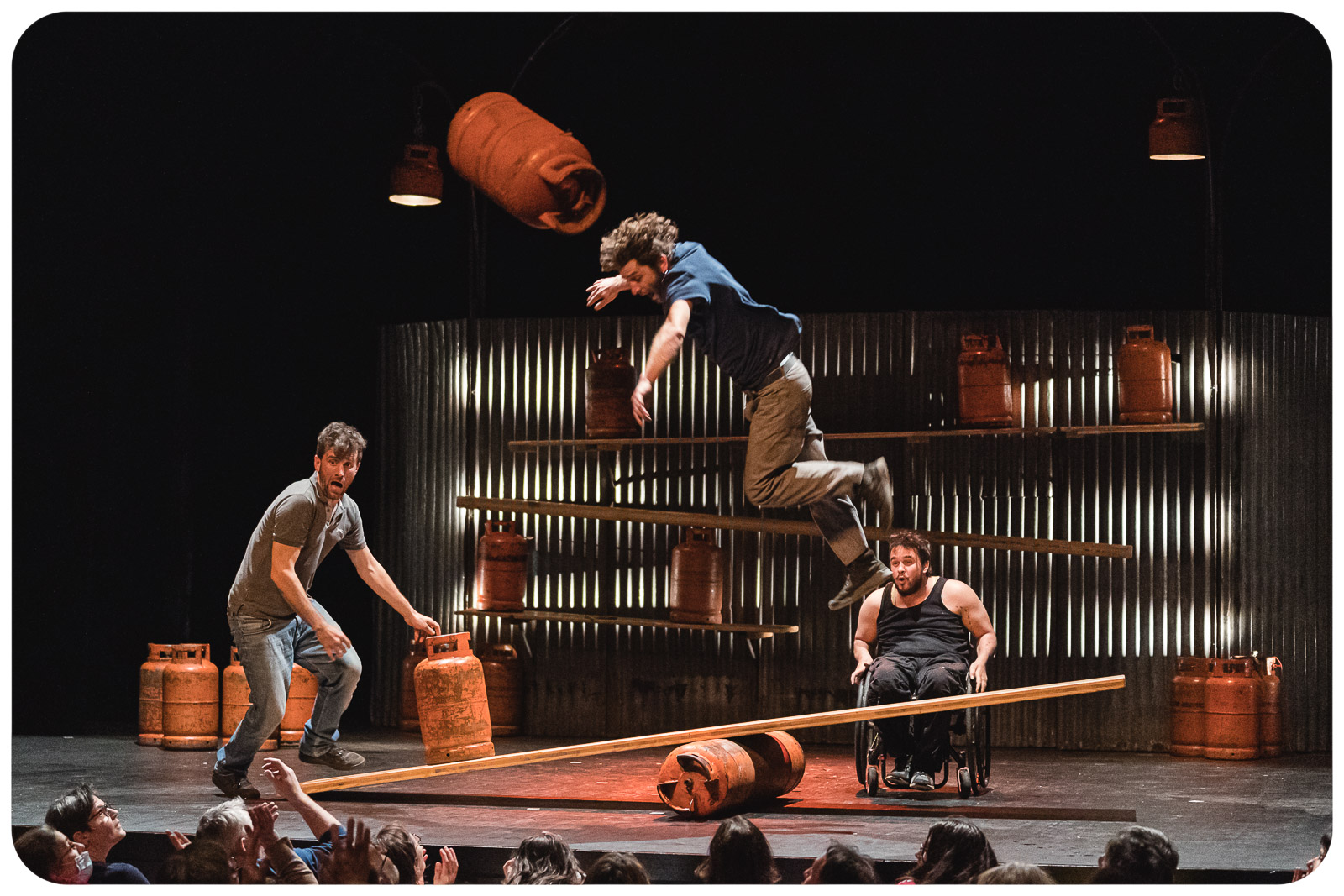 EXTREMITÉS (CIE CIRQUE INEXTREMISTE)