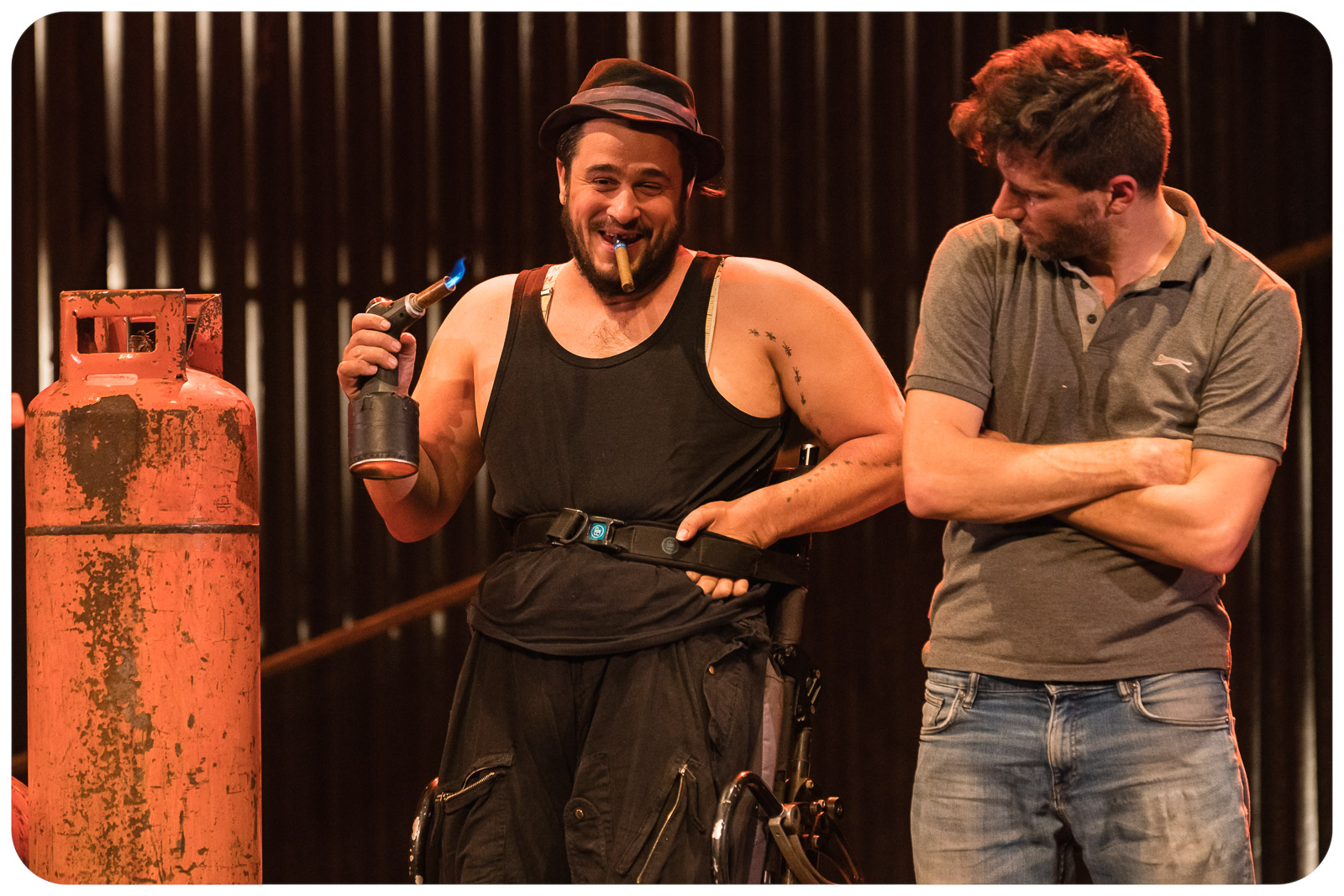 EXTREMITÉS (CIE CIRQUE INEXTREMISTE)