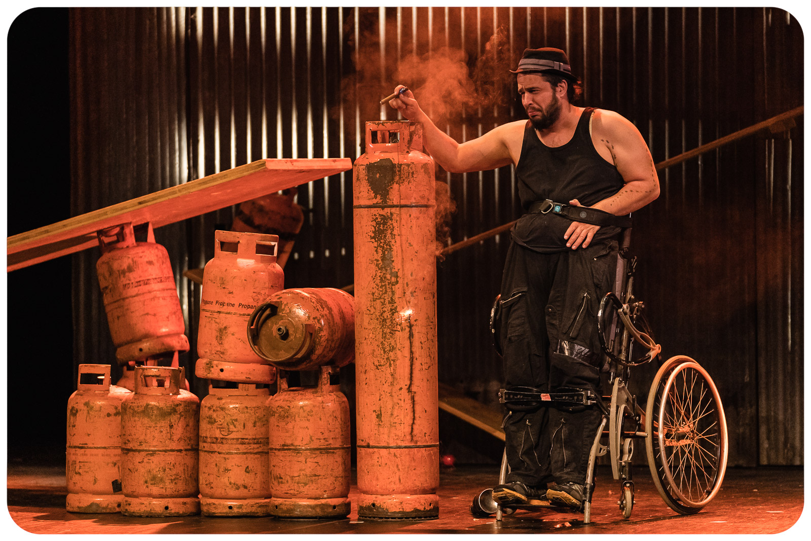 EXTREMITÉS (CIE CIRQUE INEXTREMISTE)