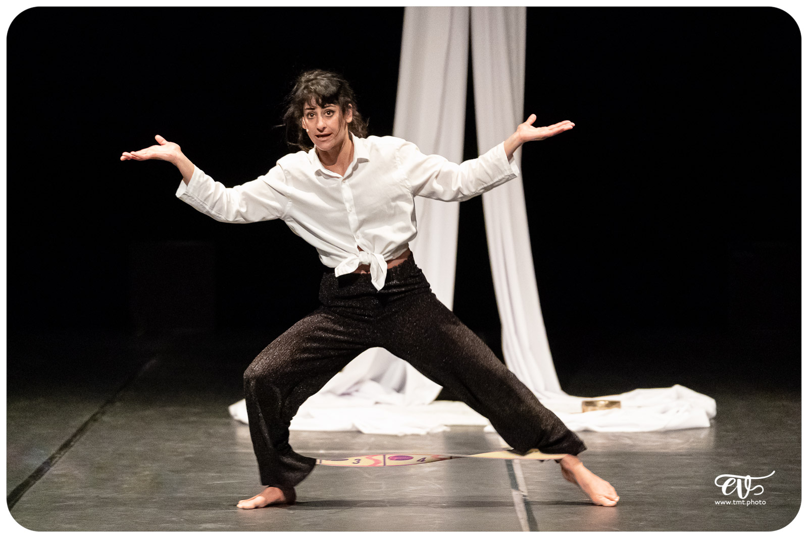 COSMOS (CIE LA MAIN DE L'HOMME)