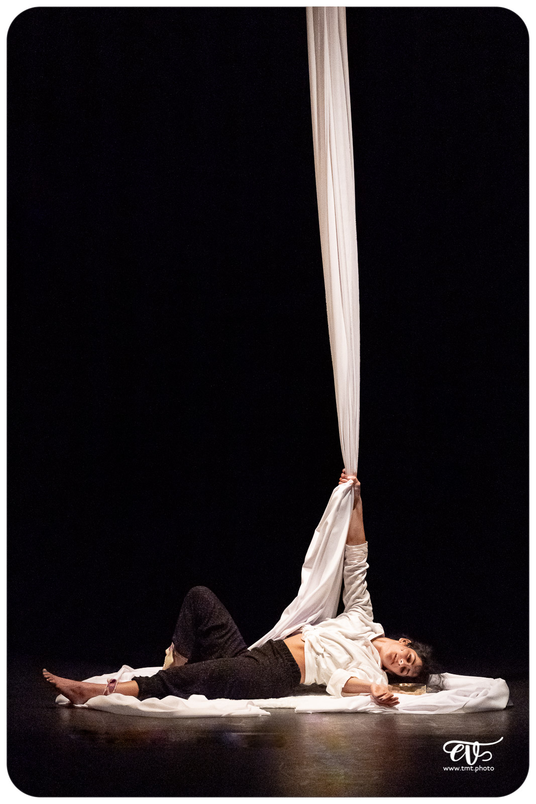 COSMOS (CIE LA MAIN DE L'HOMME)