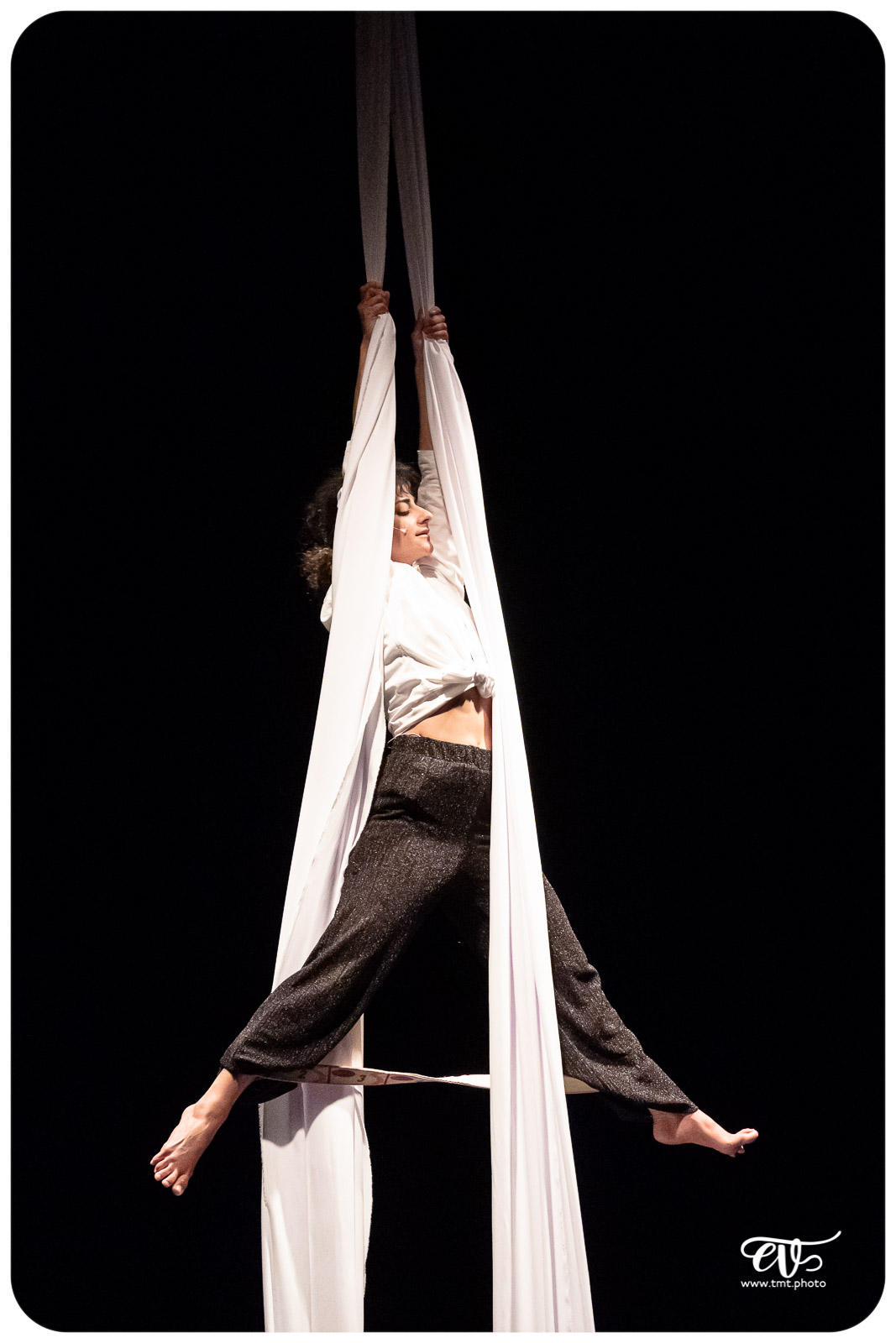 COSMOS (CIE LA MAIN DE L'HOMME)