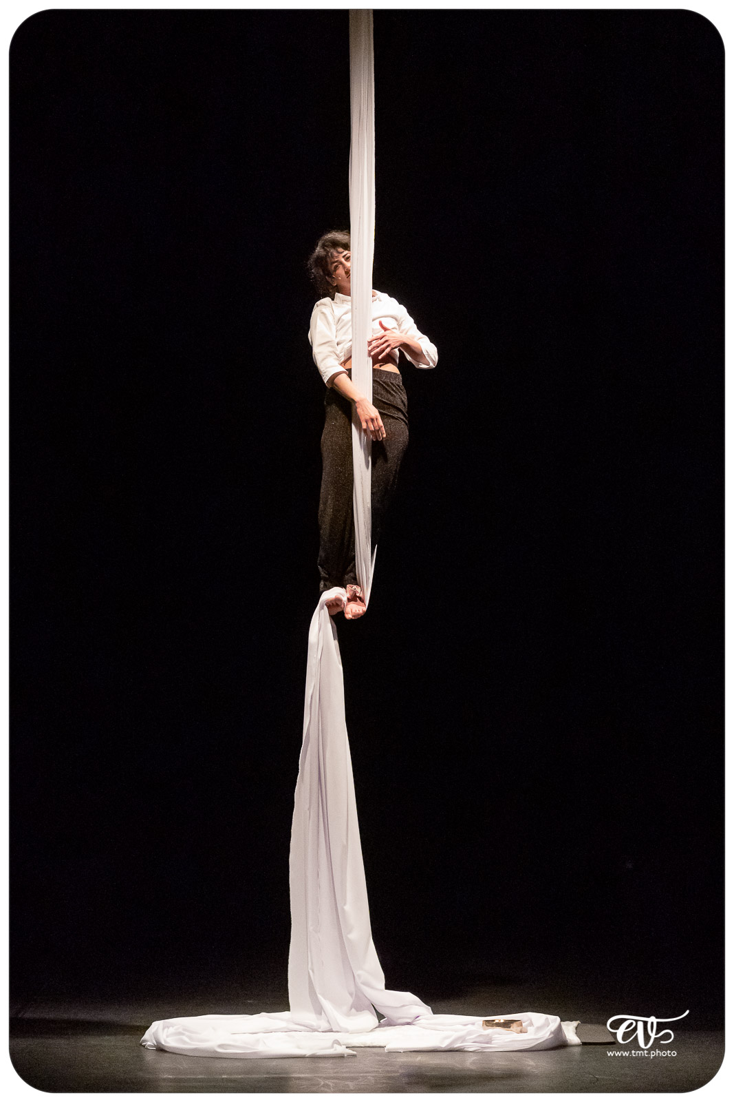 COSMOS (CIE LA MAIN DE L'HOMME)