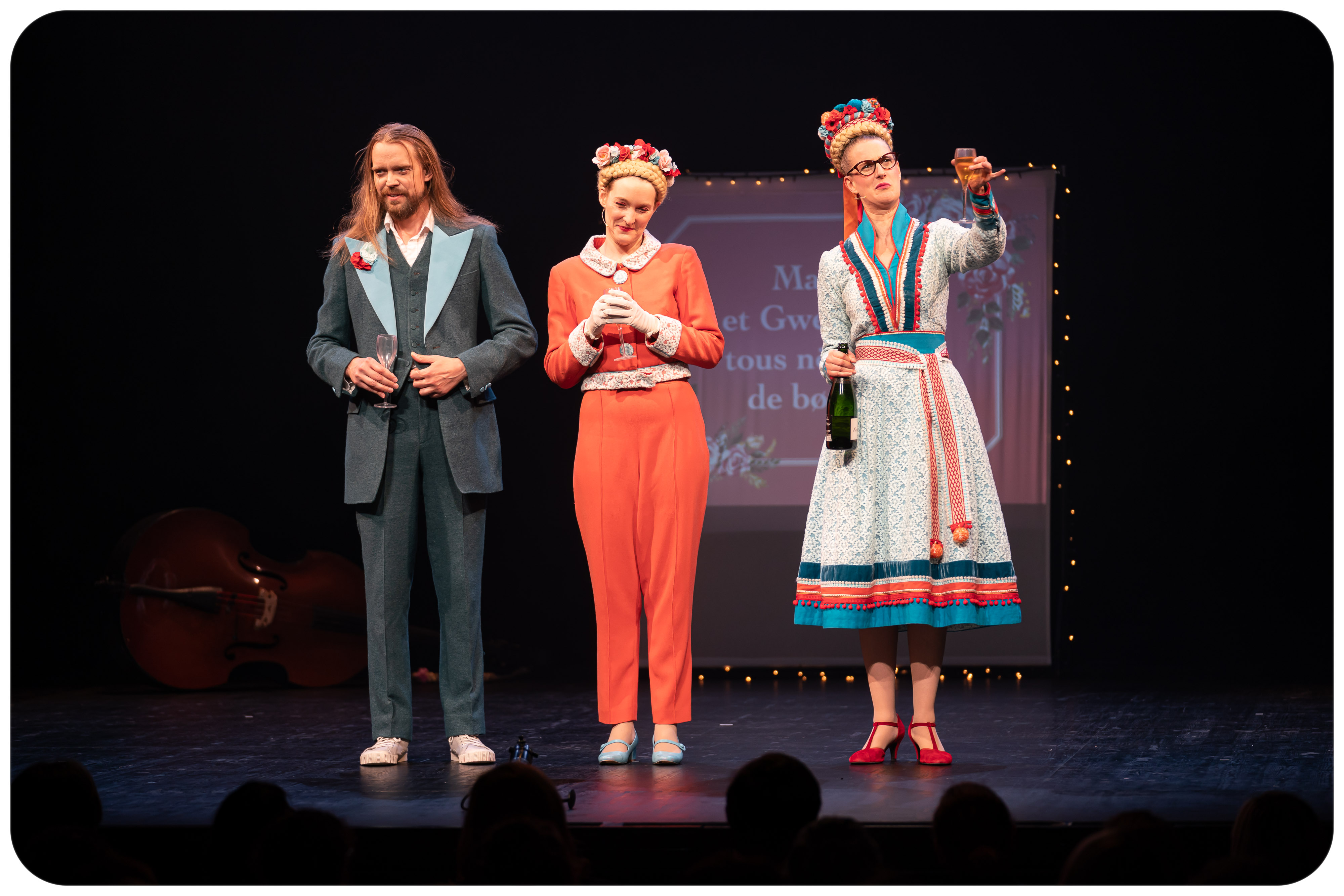 Mariåj en chønsons (Blønd and Blönd and Blónd)