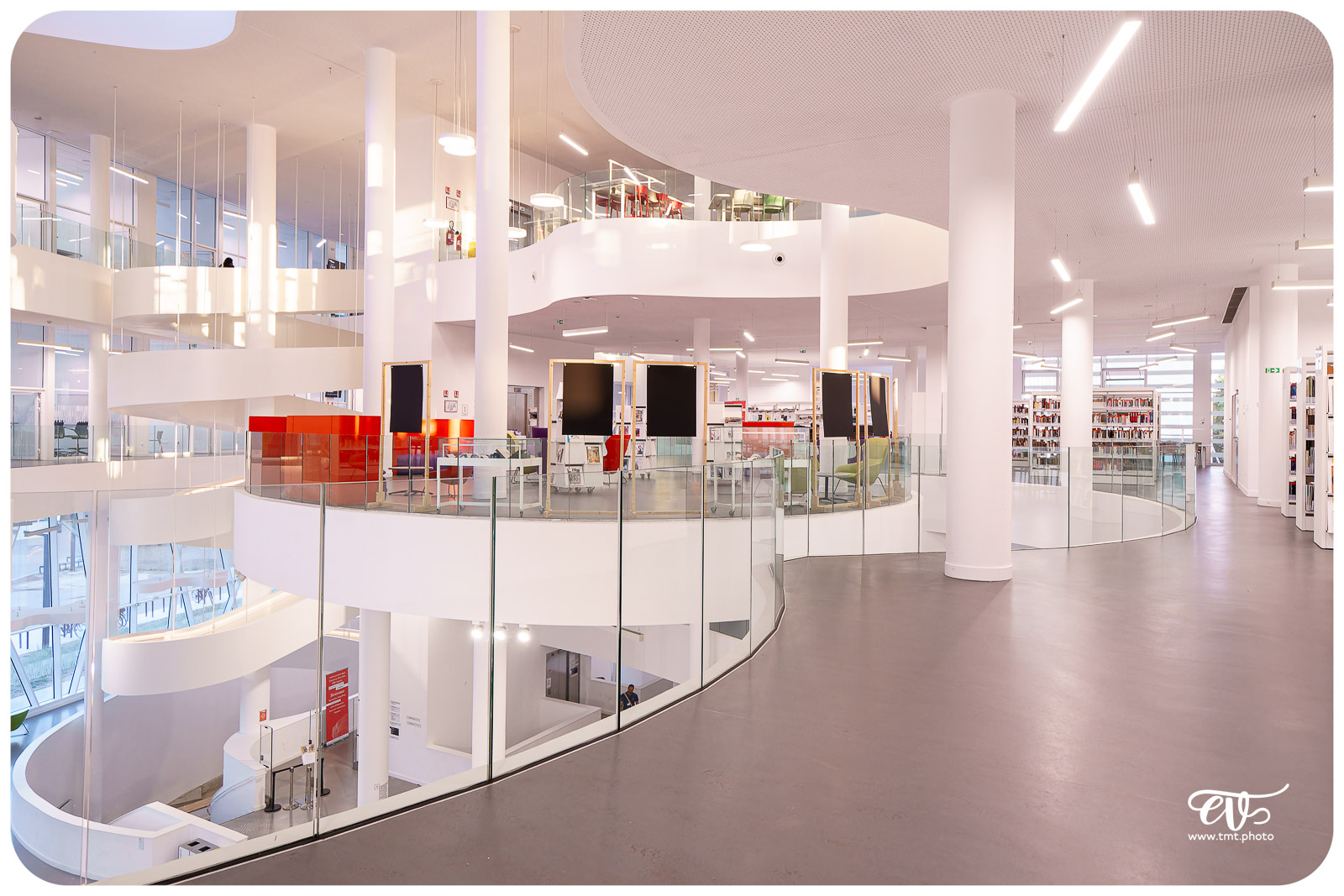 TWAPERO #32 AU STUDIUM