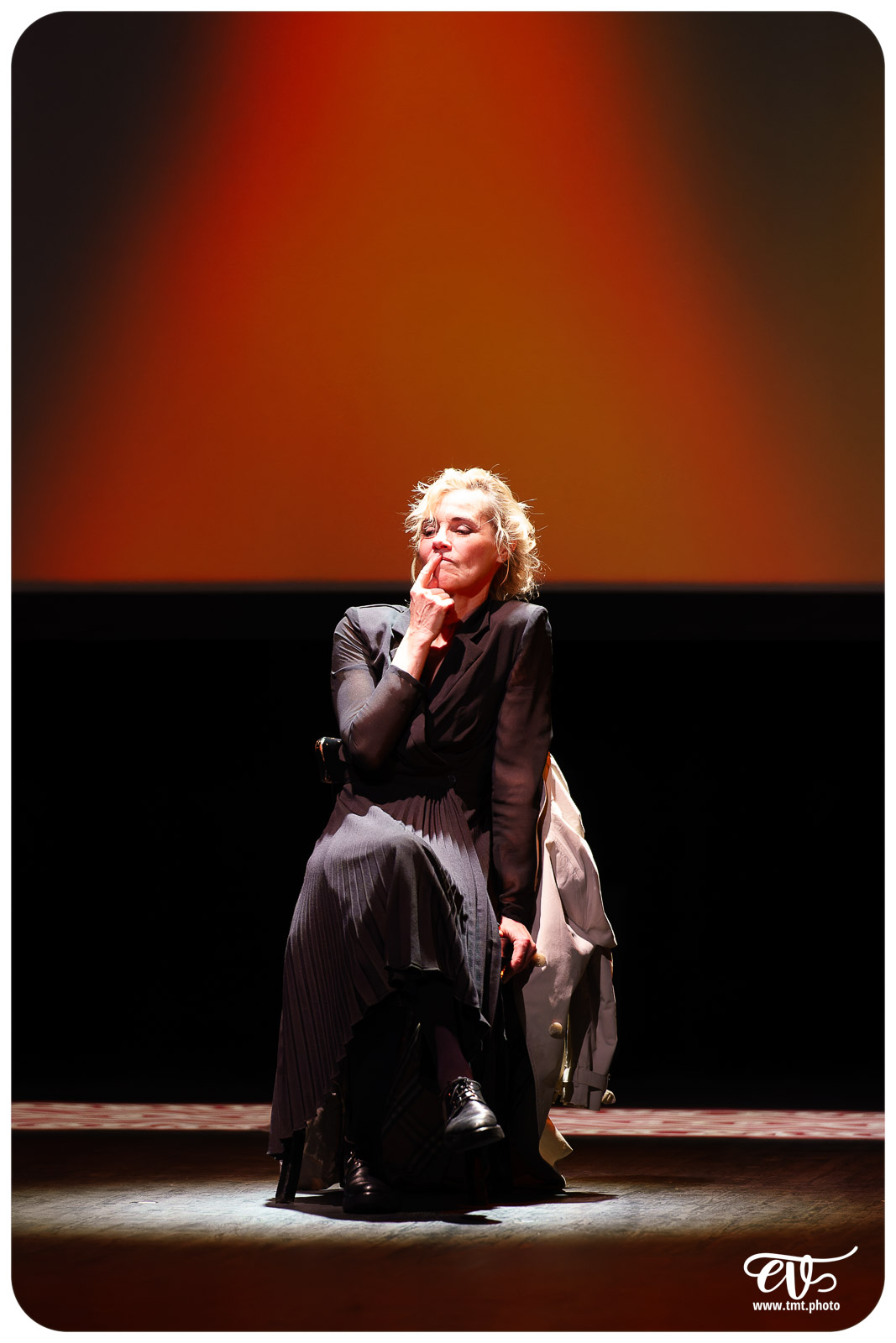 L'OCCUPATION (CIE LE CHAPEAU ROUGE)