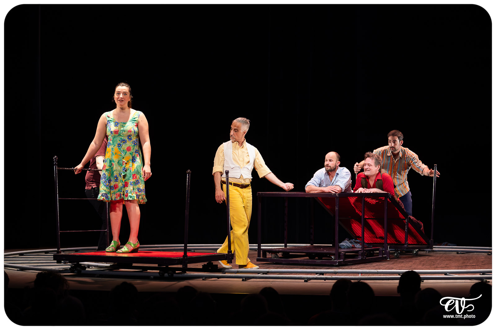 ANGÈLE (CARTOUN SARDINES THEATRE)