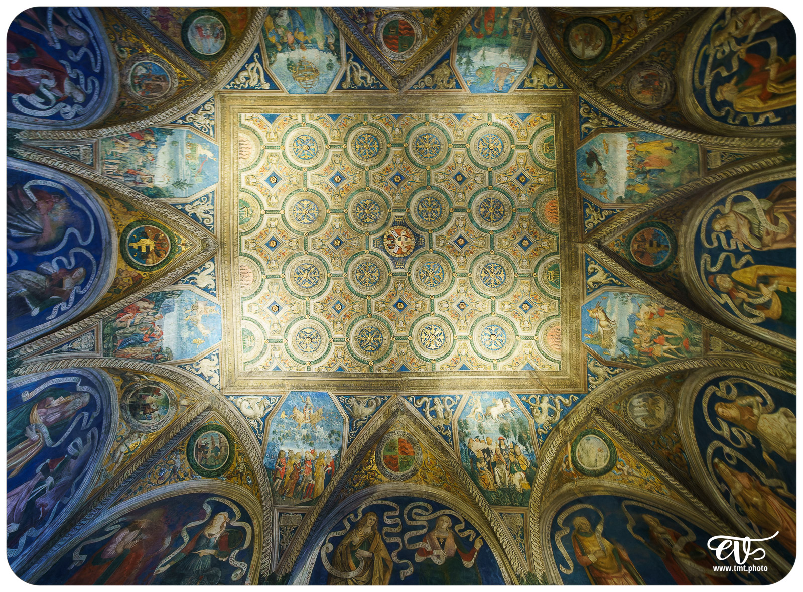 ROME - LA VILLE ETERNELLE